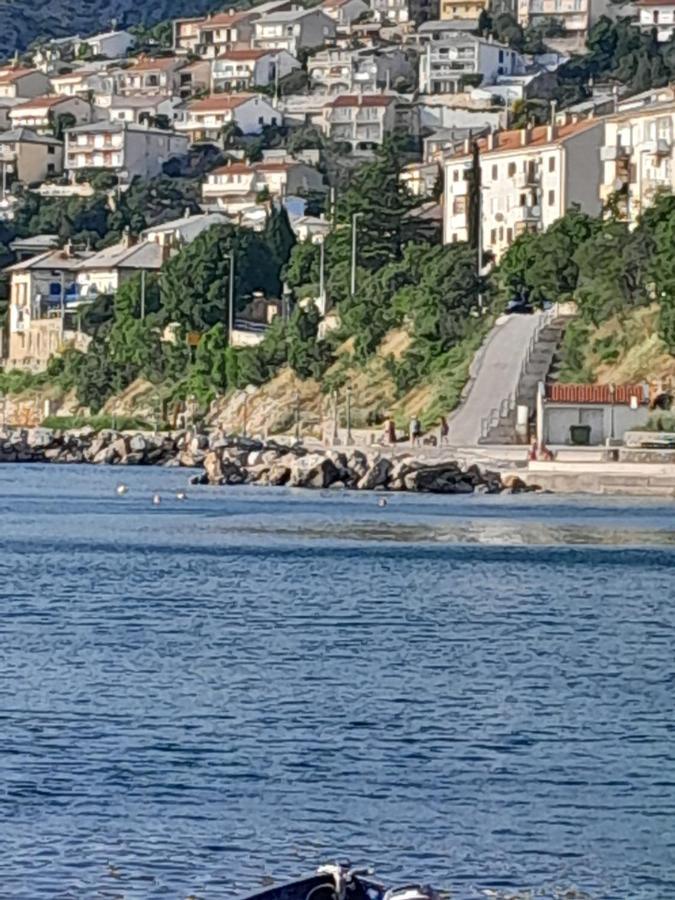 סנג' Apartmani Studio Apartmani Senjska Maslina מראה חיצוני תמונה
