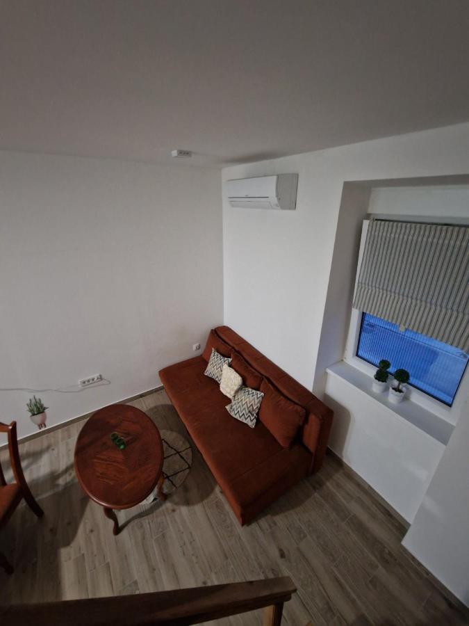סנג' Apartmani Studio Apartmani Senjska Maslina מראה חיצוני תמונה